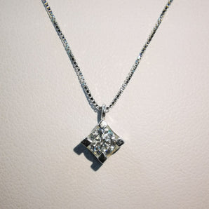collana punto luce diamante